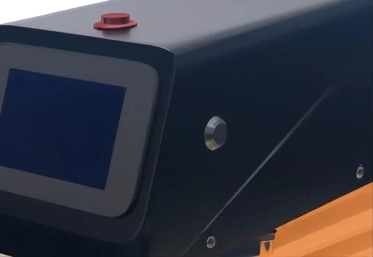 Detalle de la pantalla táctil de control de la Beinsen Alaska