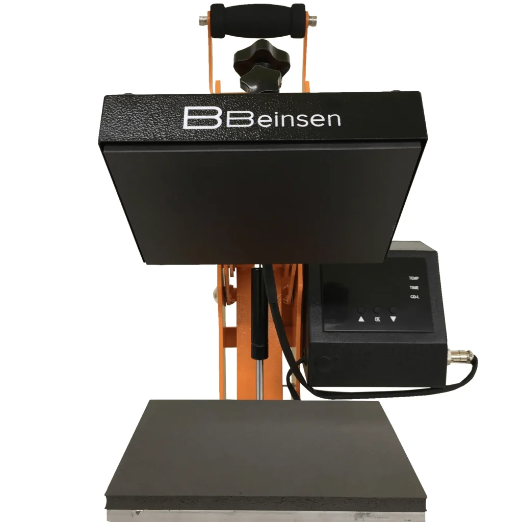 Plancha transfer manual compacta Beinsen Pocola vista de frente, con el plato superior calefactor negro con logo Beinsen, brazo de palanca naranja y controlador digital lateral