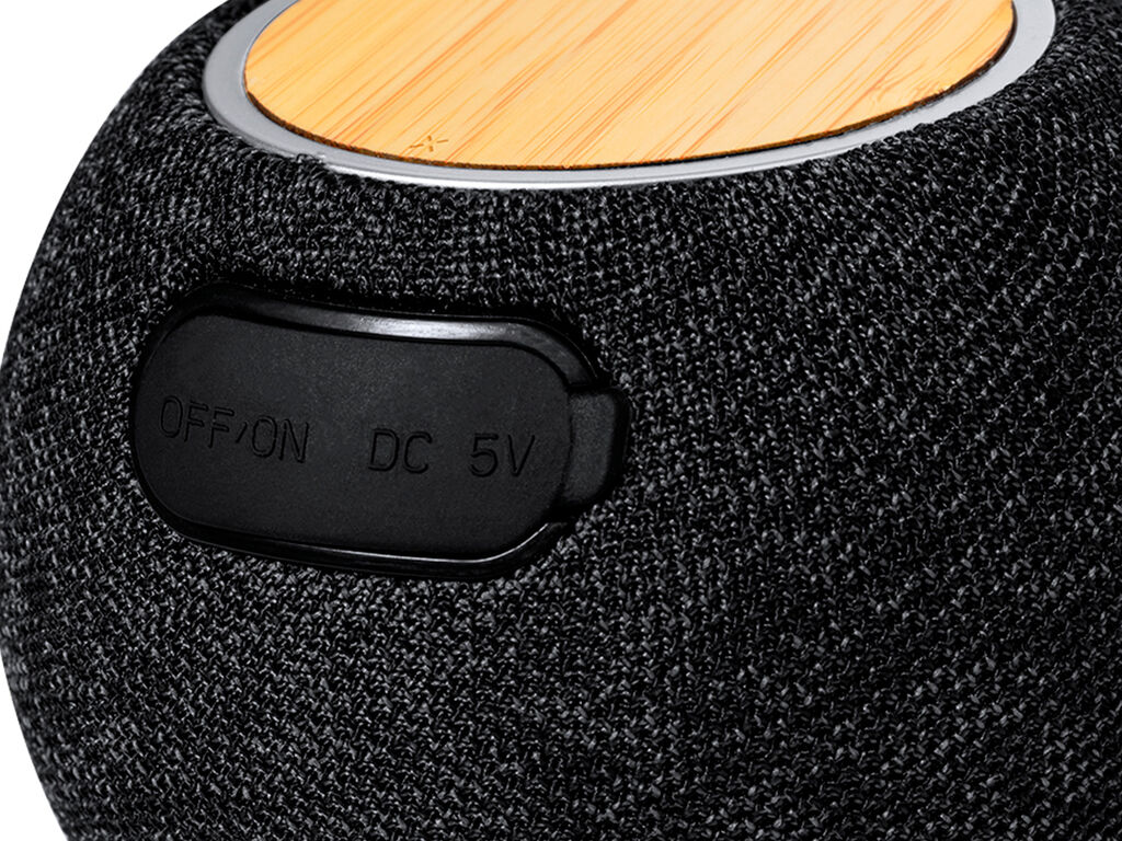 Altavoz Cargador Cedric - detalle 2