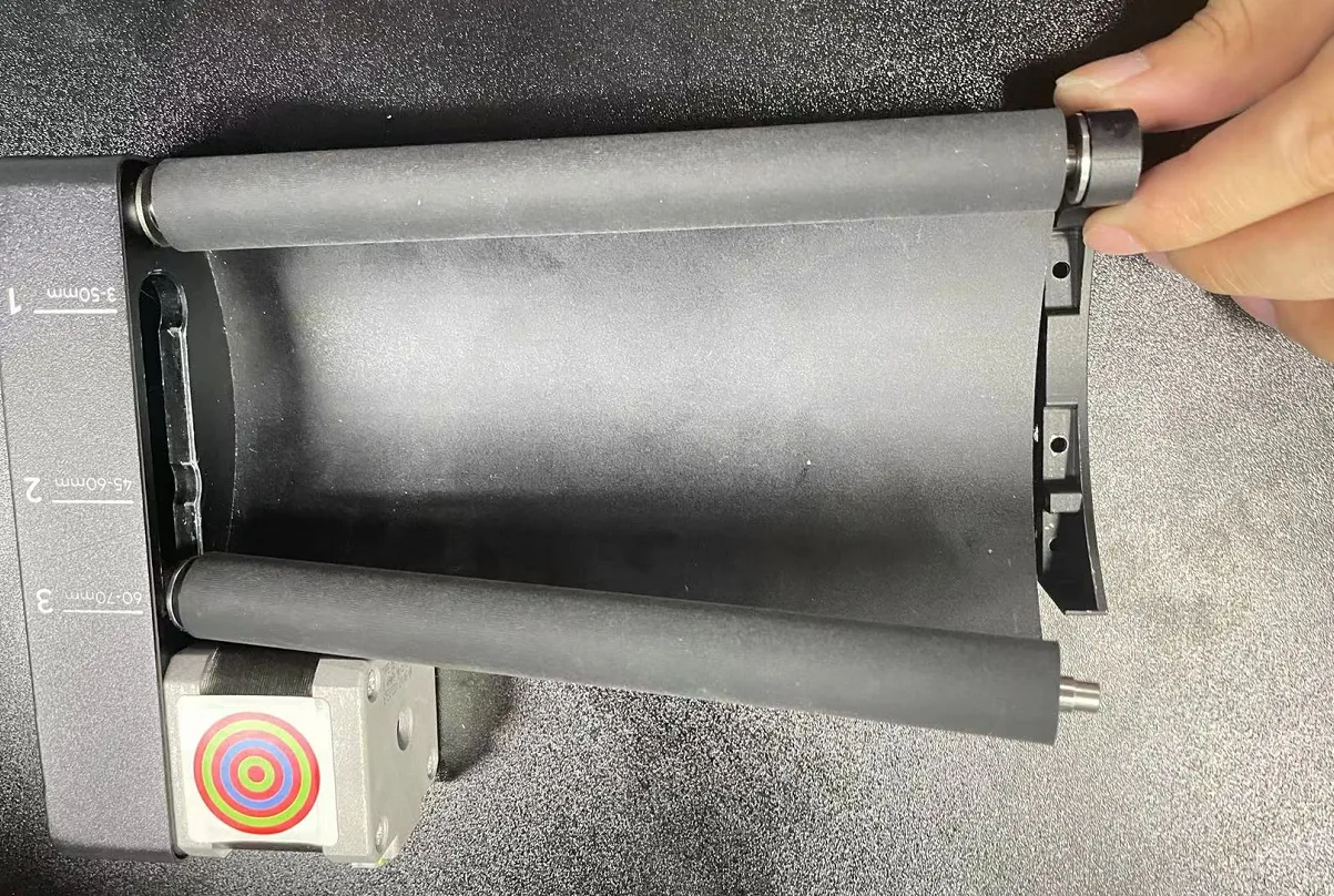 ¿Cómo sustituir los ejes del Rotary Attachment? ¿Cómo sustituir los ejes del Rotary Attachment?