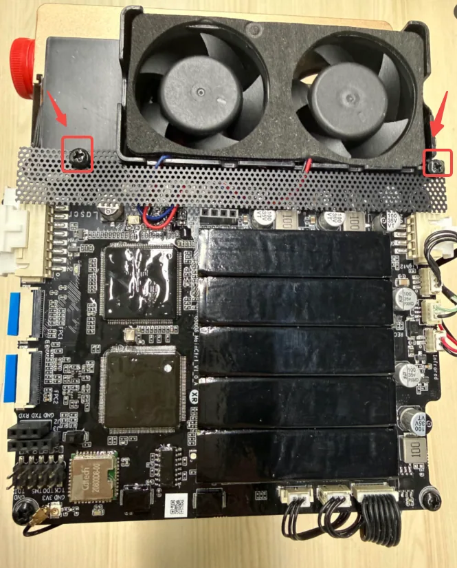 Sustituir el ventilador de refrigeración del módulo láser de la xTool F2 Sustituir el ventilador de refrigeración del módulo láser de la xTool F2