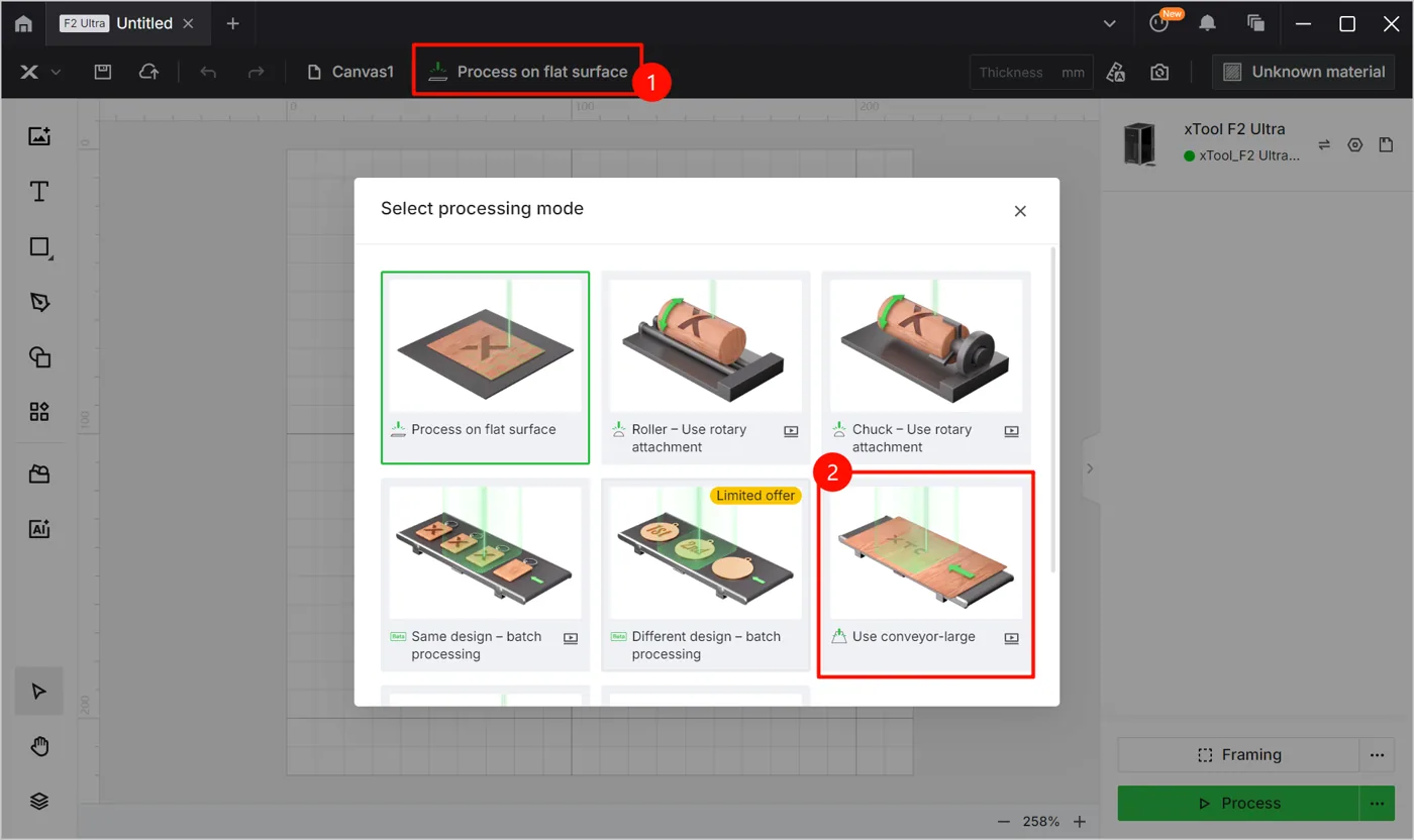 Usar la cinta transportadora para procesar un material grande con la xTool F2 Ultra Usar la cinta transportadora para procesar un material grande con la xTool F2 Ultra