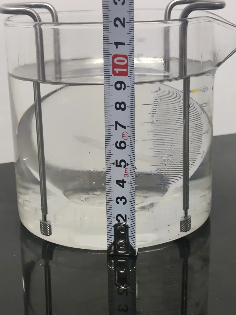 Fabricación de la base de sujeción para el grabado de bolas de cristal Fabricación de la base de sujeción para el grabado de bolas de cristal