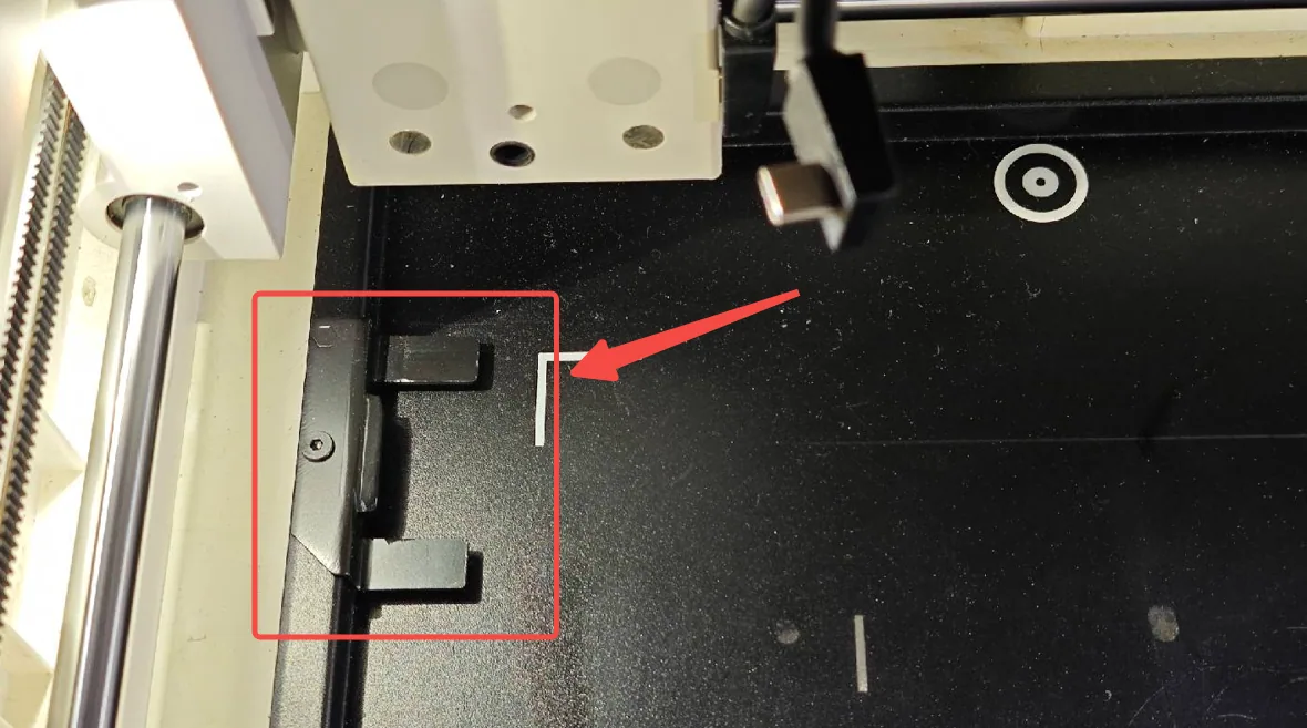 Solucionar «Excepción de destapado automático del cabezal de impresión de inyección de tinta» en el módulo de inyección de tinta CMYK xTool M2 Solucionar «Excepción de destapado automático del cabezal de impresión de inyección de tinta» en el módulo de inyección de tinta CMYK xTool M2