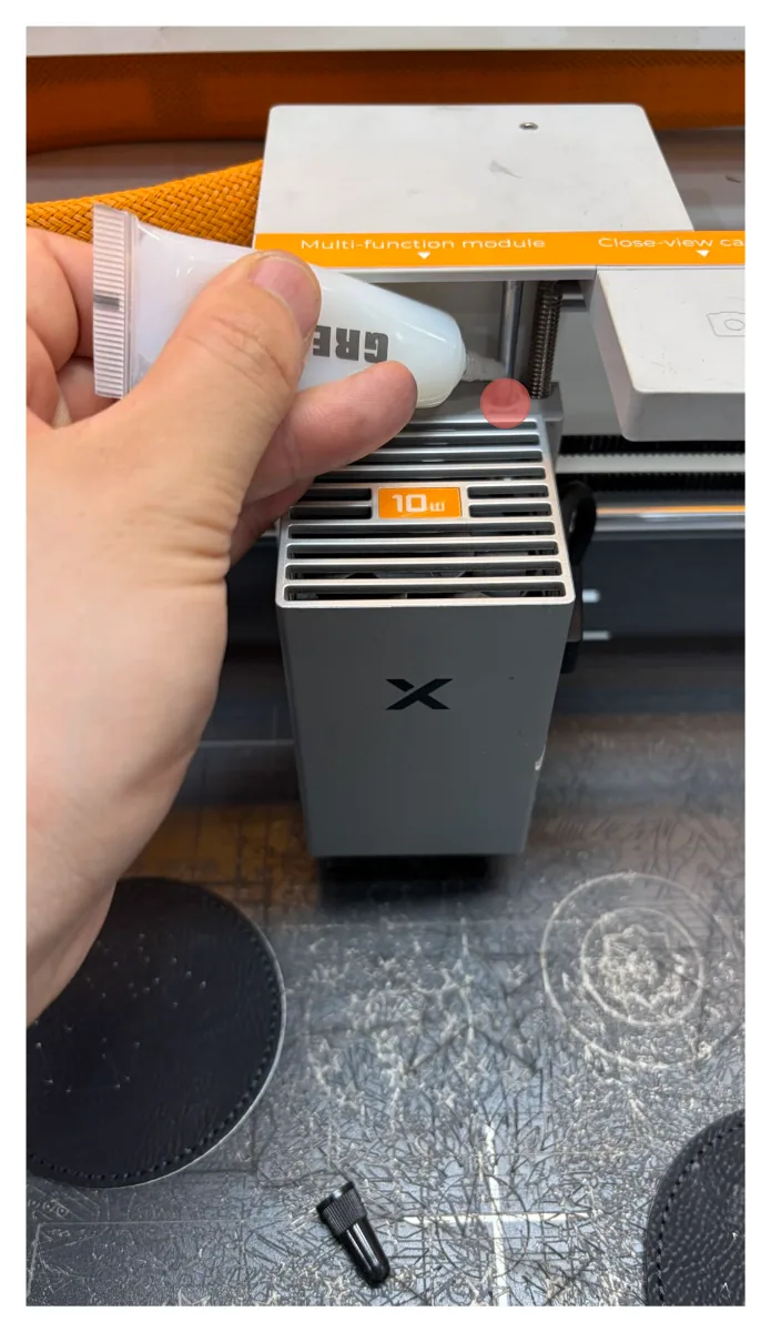 Solucionar el fallo de calibración del eje Z en la xTool M2 image.png
