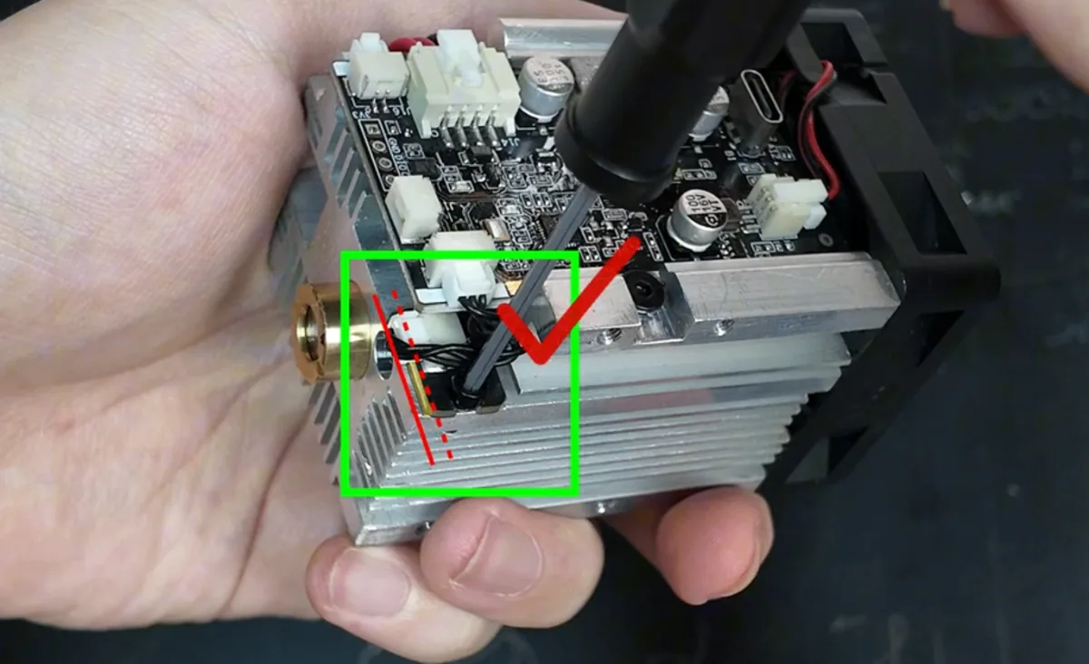 Solucionar el error «Medición automática fallida» en la xTool M2 Solucionar el error «Medición automática fallida» en la xTool M2