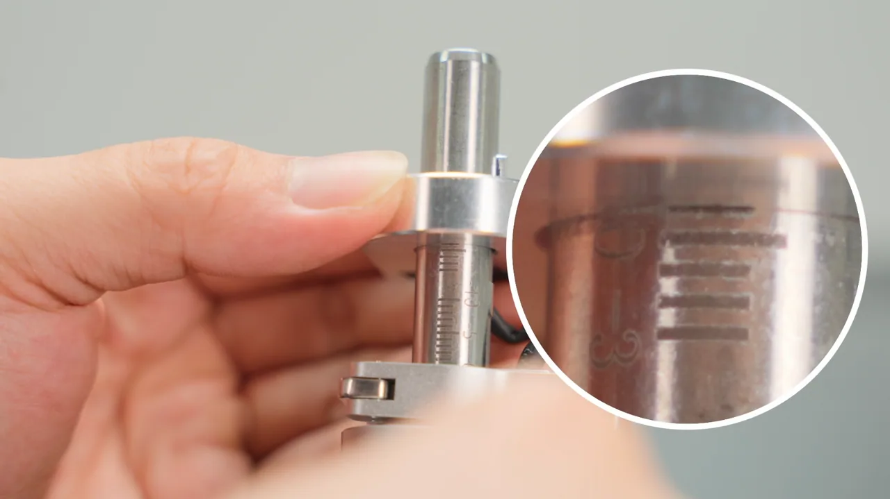 Cómo calibrar la posición del foco de la antorcha de soldadura del xTool MetalFab Cómo calibrar la posición del foco de la antorcha de soldadura del xTool MetalFab
