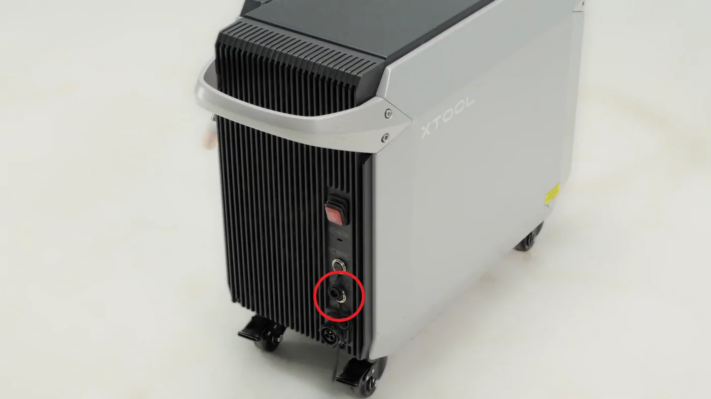 Solucionar «Botón de parada de emergencia pulsado» de la xTool MetalFab Laser Welder