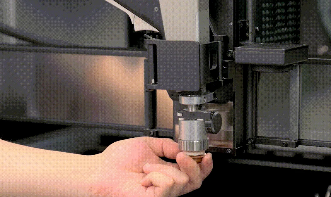 Solucionar el fallo de calibración del sensor capacitivo del xTool MetalFab CNC Cutter Solucionar el fallo de calibración del sensor capacitivo del xTool MetalFab CNC Cutter