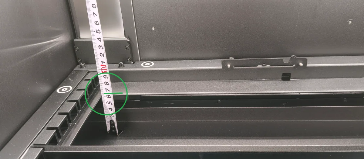 Cómo ajustar manualmente la plataforma elevadora Cómo ajustar manualmente la plataforma elevadora