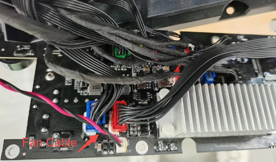 Retirar el ventilador de extracción de la S1 Retirar el ventilador de extracción de la S1