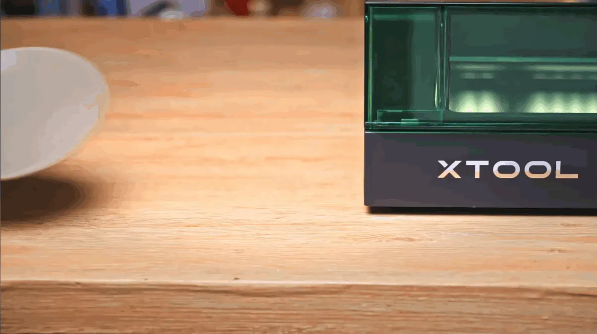 Procesar un material curvo con xTool S1 Procesar un material curvo con xTool S1