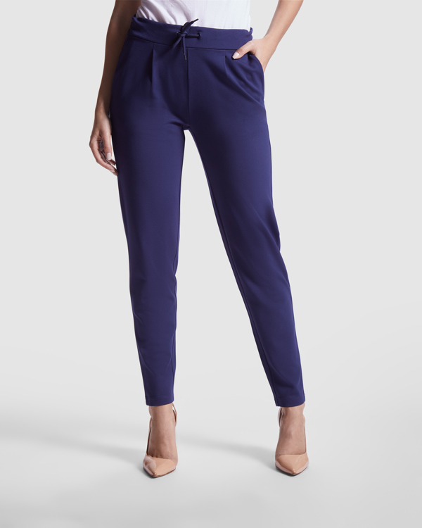 Pantalón Roly Larisa negro puesta