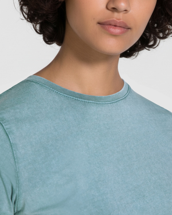 Camiseta Roly Fiyi detalle